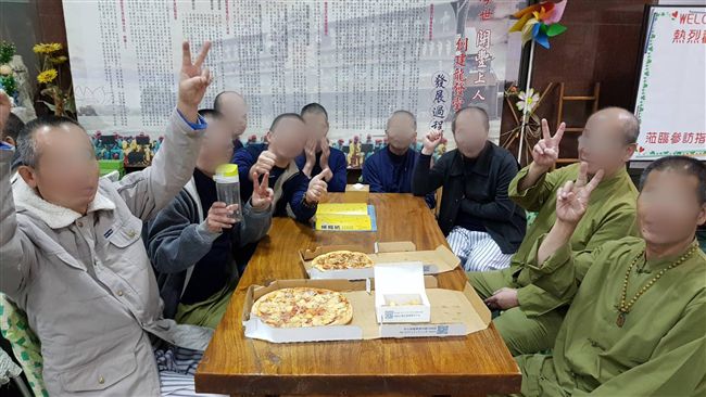 檢約談龍發堂案3被告　各30萬交保