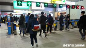 台鐵車票自今（2018）年起自動閘門出站不再收回車票。（圖／台鐵提供）