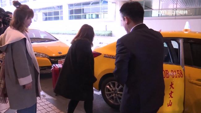 半夜出國免麻煩　桃機推計程車共乘