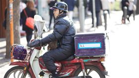 民眾　騎車
https://www.flickr.com/photos/chen057/13989144179/in/photolist-njb2c2-p43nT6-6FDJDB-q33poF-HKZif6-6G2gAW-p43XzV-nAEMPx-p418GW-6Fwa7x-Ue65dN-5WDP7C-6Fes8L-6FJj9U-ZJ8WrL-pKE5kJ-5Wzx6e-pZM5Ea-5Ykqh