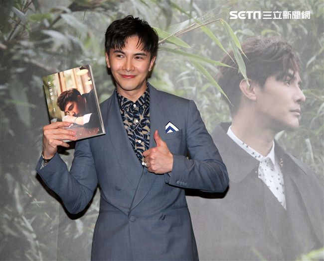 謝佳見「第二個家 見」新書發表會。（記者邱榮吉/攝影）