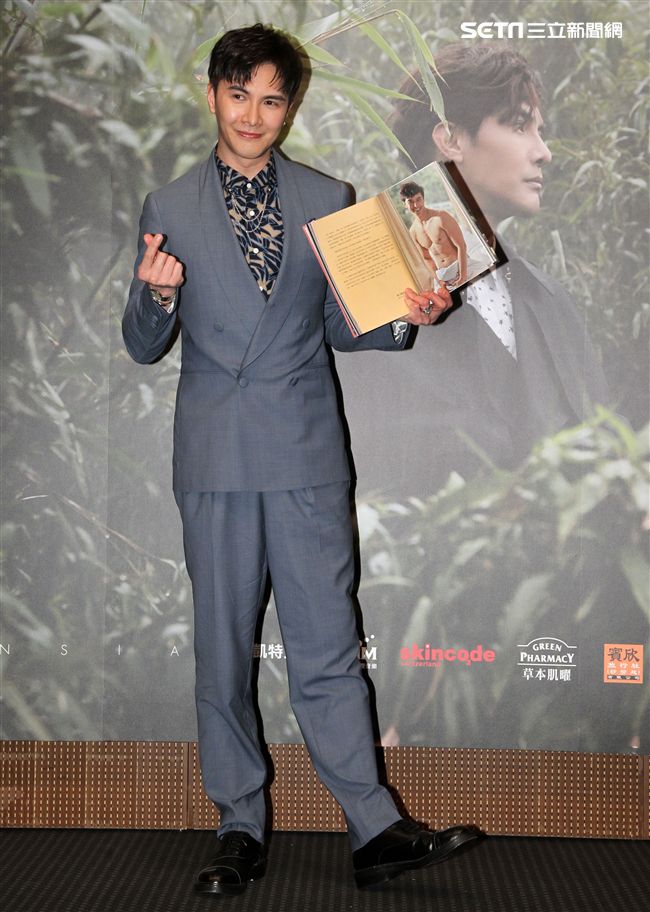 謝佳見「第二個家 見」新書發表會。（記者邱榮吉/攝影）