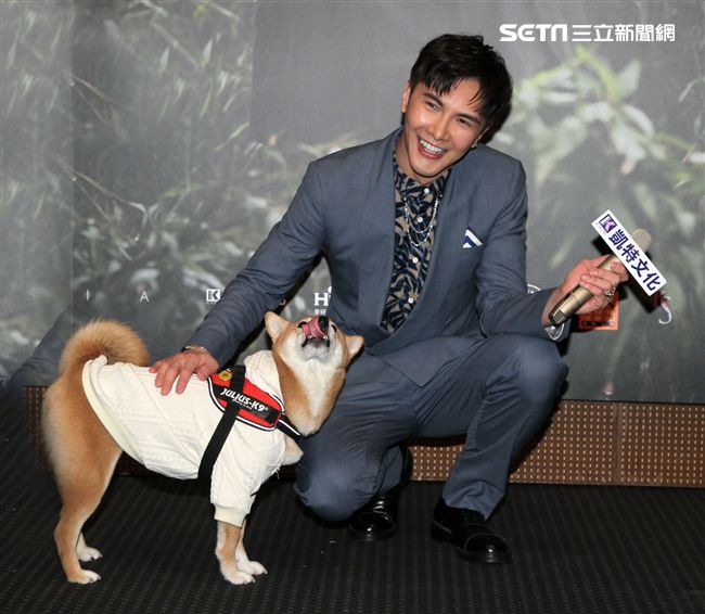 謝佳見「第二個家 見」新書發表會。（記者邱榮吉/攝影）