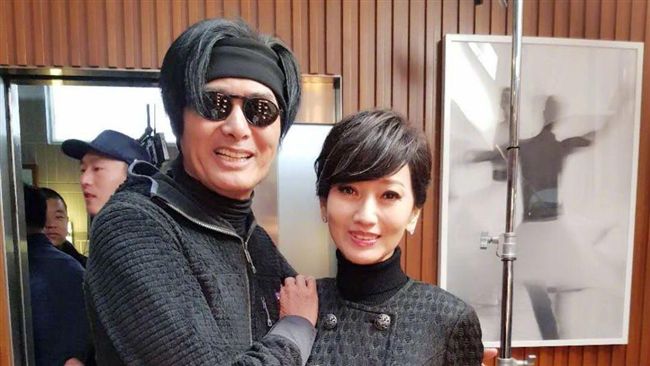 發哥探班趙雅芝　昔日螢幕情侶再相見