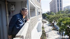 台北市長柯文哲看健康公宅　北市府提供