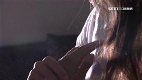 禽獸不如！獸父逼姦女兒成孕　墮胎後毒打至斷棍 