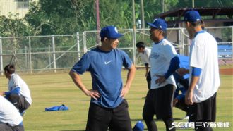 確定了！　張正偉陳鴻文現身富邦春訓