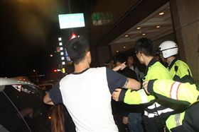 新北市,板橋,館前西路,KTV,打架,鬧事,聚眾,辣椒水