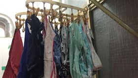 洗澡,潔癖,內褲,一天4次,老公,抱怨,爆廢公社　圖／翻攝自臉書爆廢公社