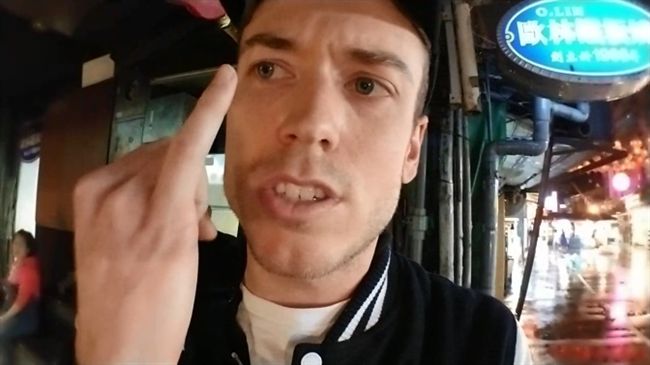 不只說EZ　辱台洋男：給台灣丟人