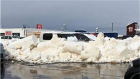 日本,停車,違停,懲罰,報復,雪,停車場　圖／翻攝自推特