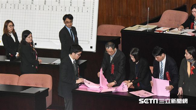 監委投票　蔡英文提名11位全數過關