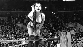 ▲因頸部傷勢休養17個月，佩姬去年11月才復出擂台。（圖／翻攝自realpaigewwe的Instagram）