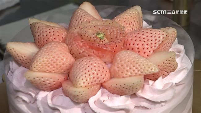 控金A？淡雪草莓蛋糕要價逾6千元