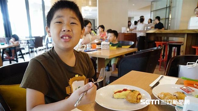 孩子吃飯吃得快　研：當心變成胖小孩
