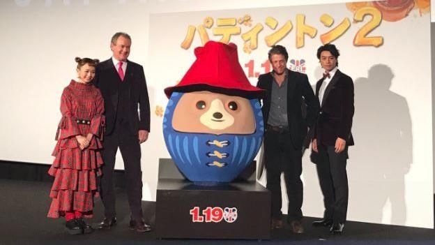 休葛蘭東京賣《熊》　他竟自願睡門口