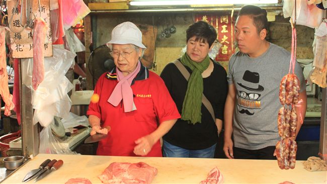 生平第一次！卜學亮在豬肉攤被嗆聲