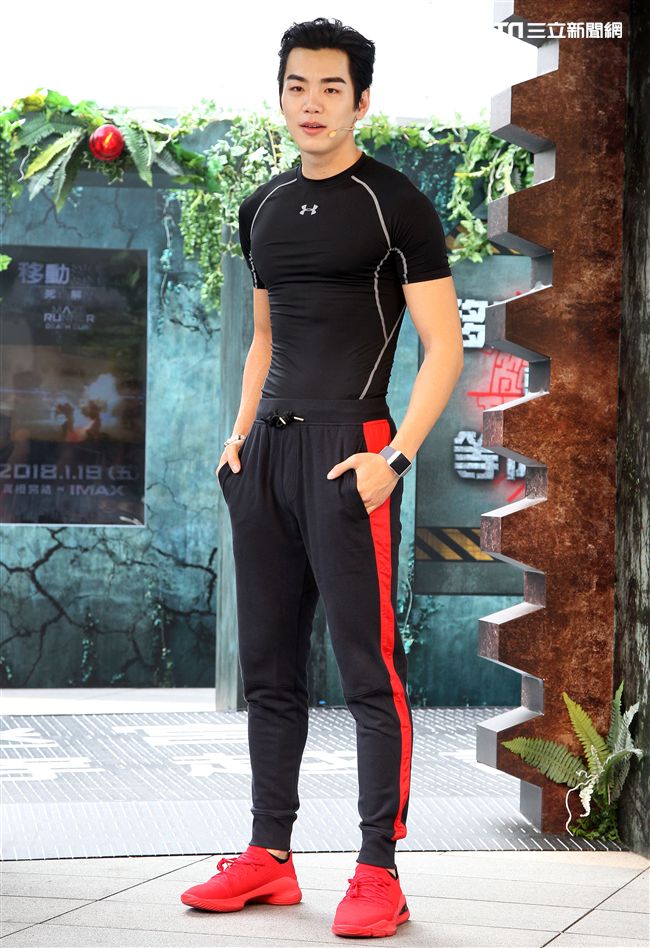 陳珮騏、劉奕兒、禾浩辰、侯彥西霸氣現身「移動迷宮：死亡解藥」，和粉絲一同闖關。（記者邱榮吉/攝影）