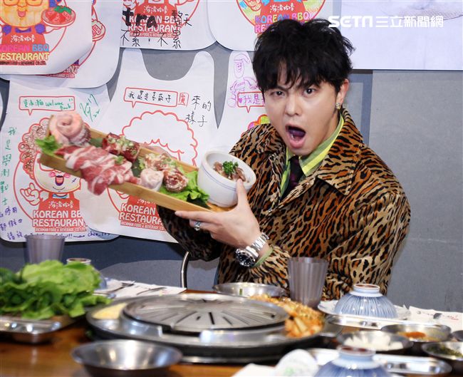 黃鴻升（小鬼）新專輯「HUMAN」發片，出道15年現身說法16.9公分的奧秘。（記者邱榮吉/攝影）