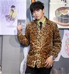 黃鴻升（小鬼）新專輯「HUMAN」發片，出道15年現身說法16.9公分的奧秘。（記者邱榮吉/攝影）