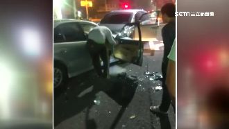 警街頭包抄！毒販遭圍捕還踩油門想逃