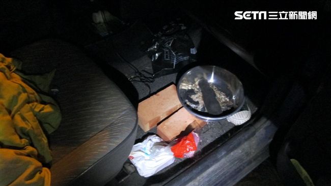 久病厭世燒炭尋短　警破門挽救一個家