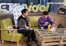 謝佳見安安大明星直播。（記者邱榮吉/攝影）