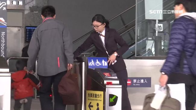雙鐵無金屬探測器　僅靠目視查違禁品