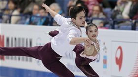 ▲北韓花式滑冰「金童玉女」廉太鈺和金柱植。（圖／美聯社／達志影像）