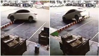 三寶「轎車當坦克」　騎上分隔島硬開