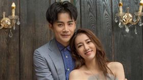 弦子（張弦子）與老公李茂／翻攝自微博