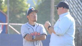 雙城隊教練三好貴士（圖／翻攝自三好貴士臉書）