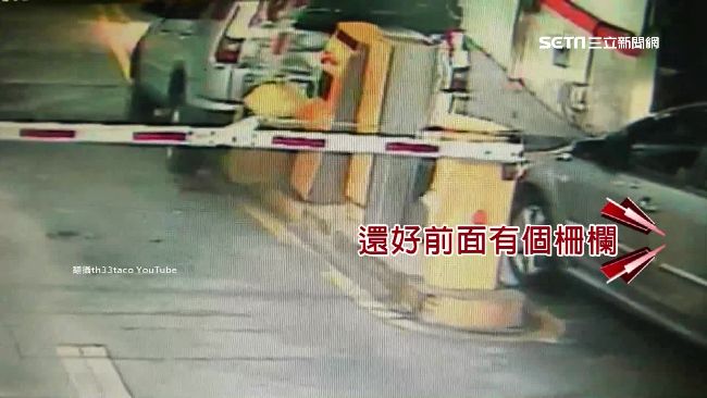 停車場倒退意外多　坡道窄又彎藏危機