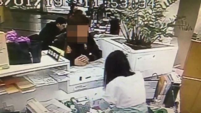帳戶遭凍結還臨櫃提款　行員逮笨車手