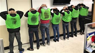 不滿閨蜜遭欺負！　少女撂人強押毆打