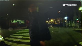 不滿工程擾民　醉男擲交通錐嗆警