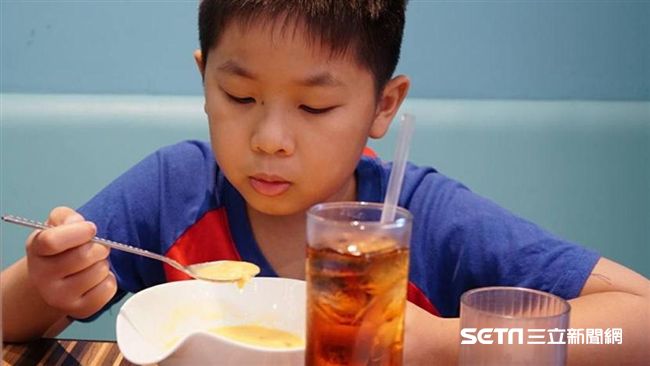用餐太久易蛀牙　醫：不應超過35分