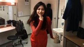 周子瑜直播跳舞。(翻攝自TWICE vlive)
