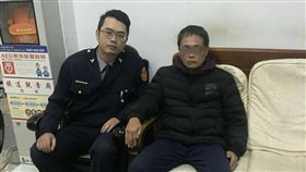 新北市,淡水,興仁派出所,尋短,自殺,輕生,勸阻,暖警，翻攝畫面，警方提供