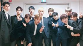 WANNA ONE。圖／翻攝自WANNA ONE推特