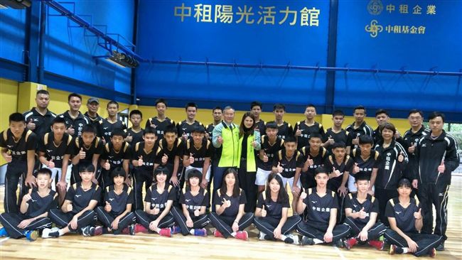 中租紮根羽球　上億訓練基地落成啟用
