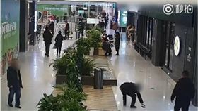 手機,安徽,i7,iPhone,偷竊,大媽,合肥　圖／翻攝自梨視頻