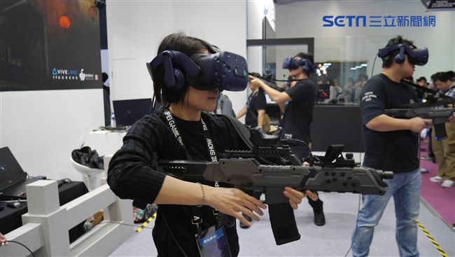 HTC參電玩展　試玩VR還可買主機