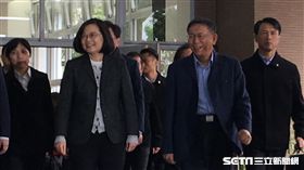 柯文哲蔡英文視察健康公宅 盧冠妃攝