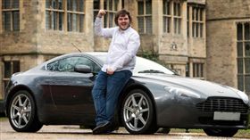 英國,糖果,彩虹糖,彩券,樂透,頭獎,中獎,富翁（圖／翻攝自推特@TNLUK）https://twitter.com/hashtag/EuroMillions?src=hash&lang=zh-tw