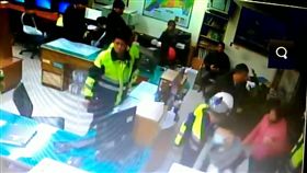 新北市,永和,智光商職,打架,毆人,球棒,感情糾紛，番社畫面，警方提供