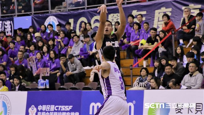 全隊苦練5千球　能仁宰南湖保持全勝