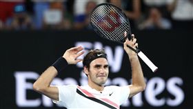 ▲費德勒奪勝後振臂慶祝。（圖／翻攝自澳網官方推特）