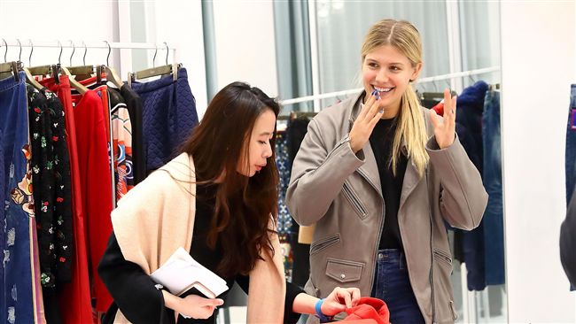 WTA球星購物夜　布夏德血拚紓壓