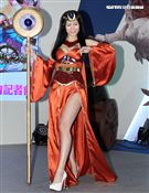 性感cosplay電玩展登場。（記者邱榮吉/攝影）